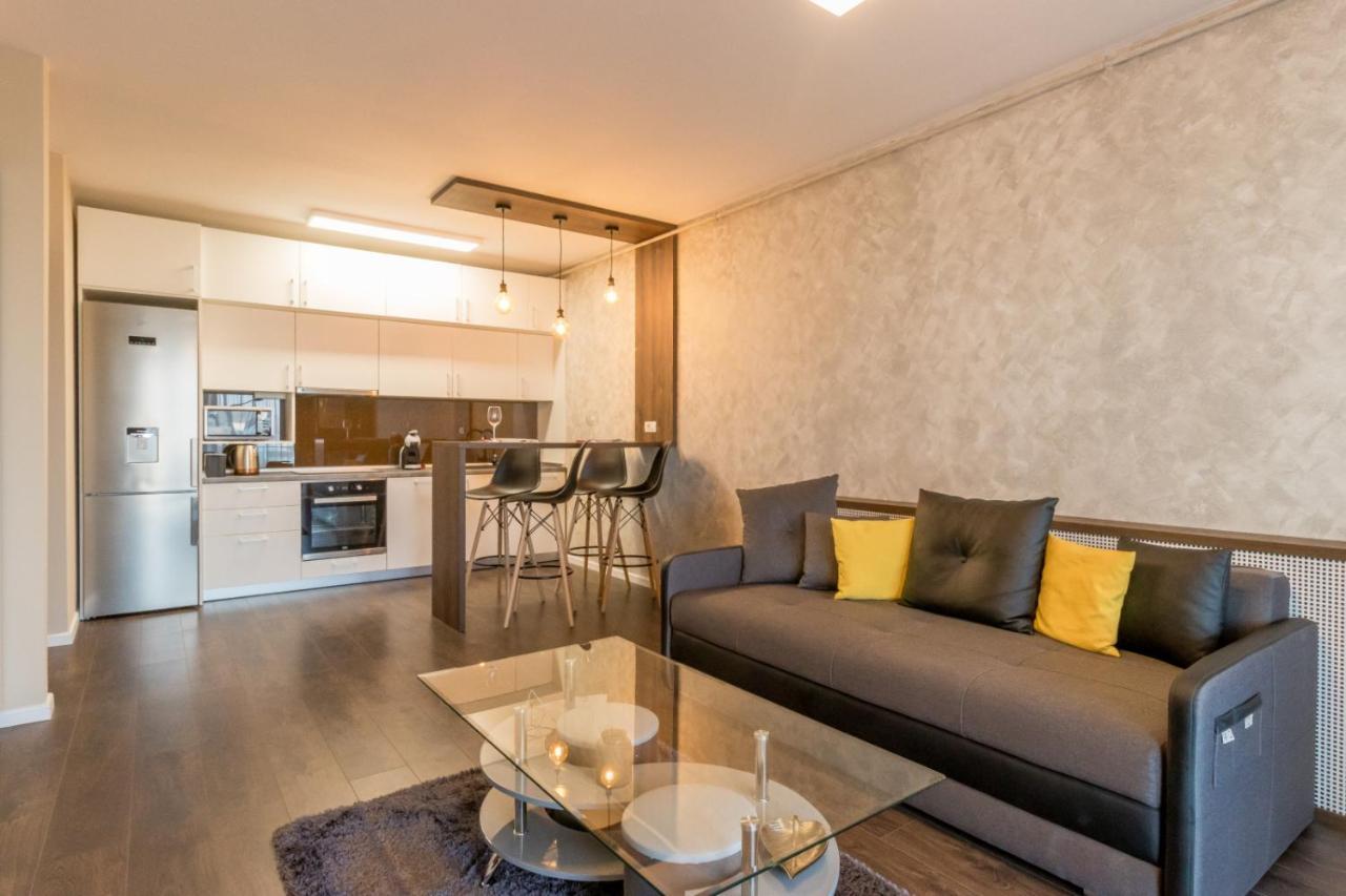Modern Downtown Apartment Kluż-Napoka Zewnętrze zdjęcie